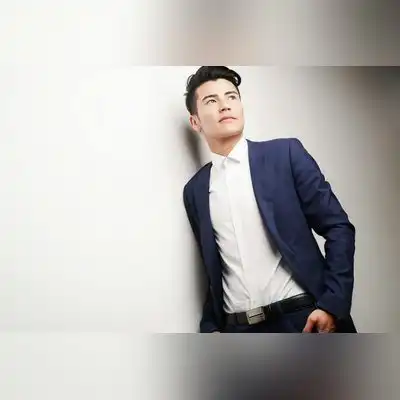 彭娜荻